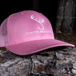 pink hat