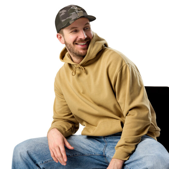 Camouflage trucker hat - Image 2